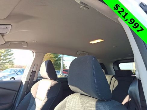 Used 2024 Nissan Rogue SV image 13