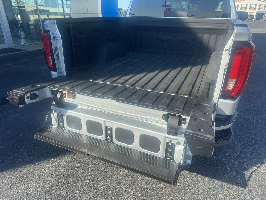 Used 2022 GMC Sierra 1500 Denali AWD/4WD image 7
