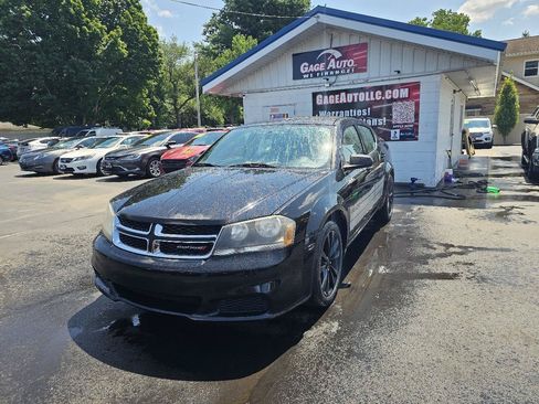Used 2014 Dodge Avenger SE w/ Blacktop Package FWD image 4