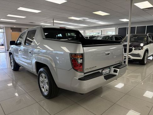 Used 2007 Honda Ridgeline RTS image 2