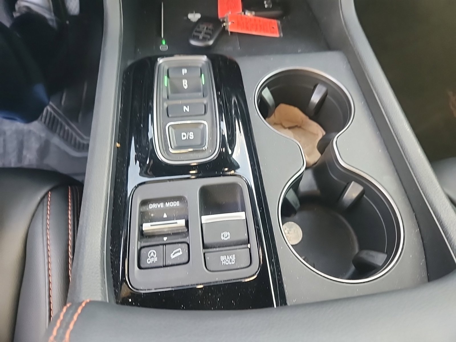 Used 2025 Honda Pilot TrailSport image 12