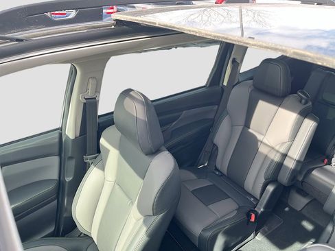Used 2024 Subaru Ascent Onyx Edition image 21