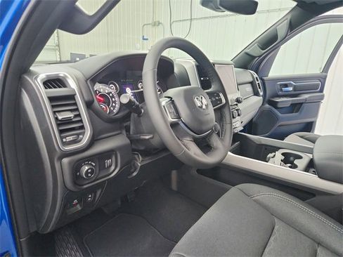 New 2026 RAM 1500 4x4 Crew Cab image 18