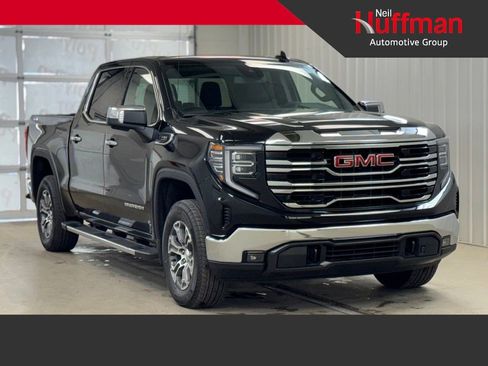 New 2026 GMC Sierra 1500 SLT AWD/4WD image 1