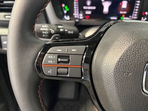 Certified 2026 Honda Pilot TrailSport image 7