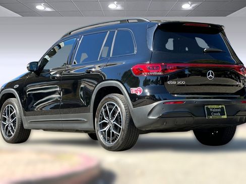 Certified 2023 Mercedes-Benz EQB 300 4MATIC image 7