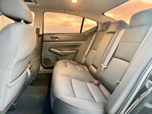 Used 2019 Nissan Altima 2.5 SV image 19