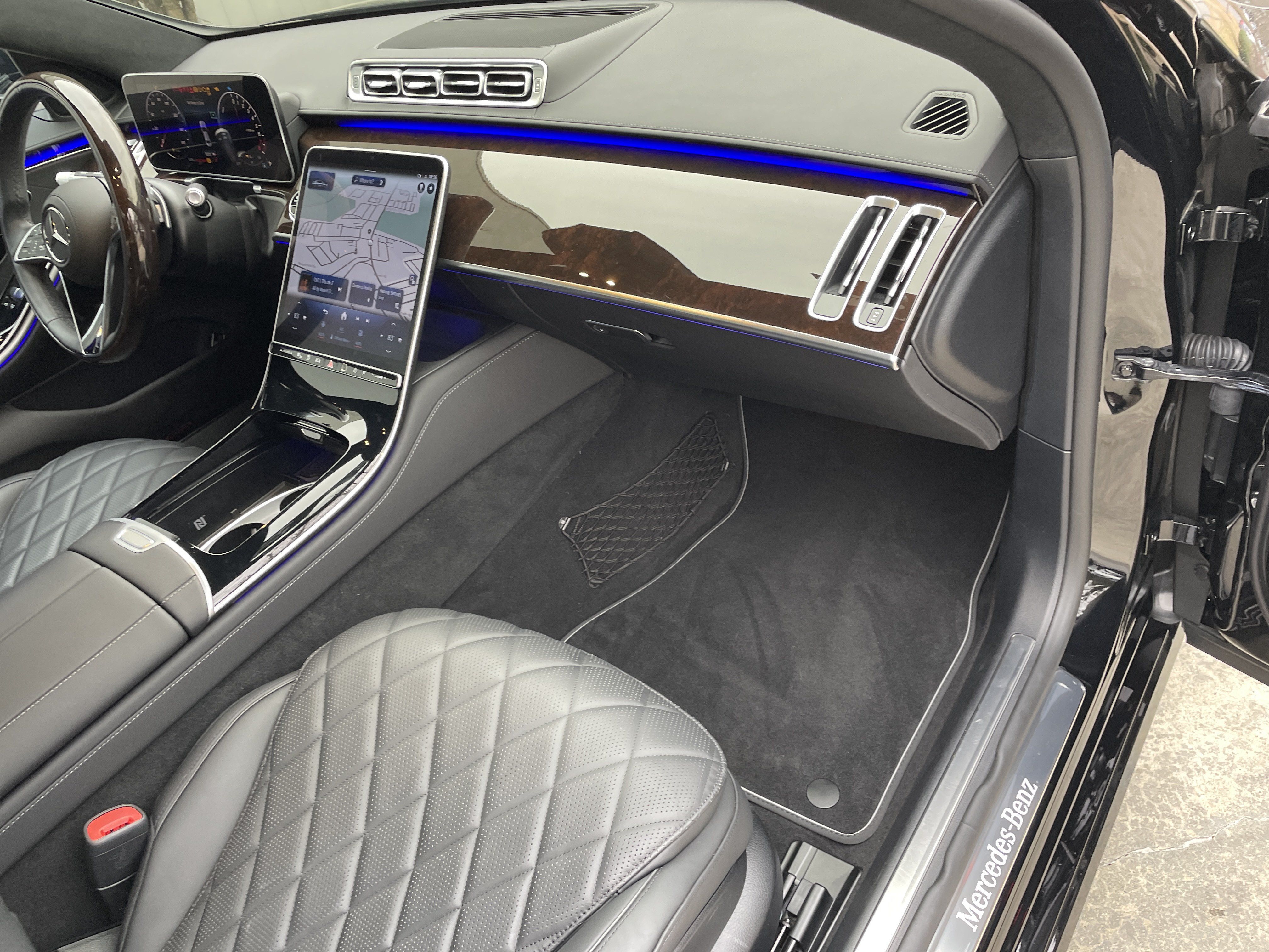 Used 2024 Mercedes-Benz S 580e 4MATIC Sedan image 46