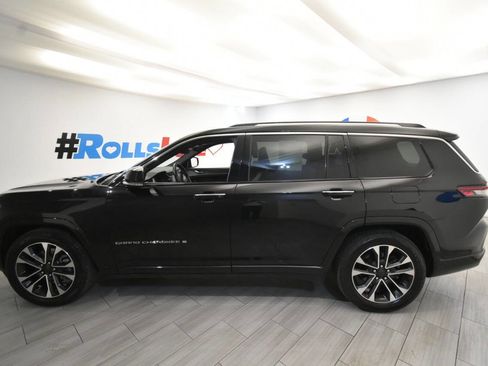 Used 2022 Jeep Grand Cherokee L Overland image 2
