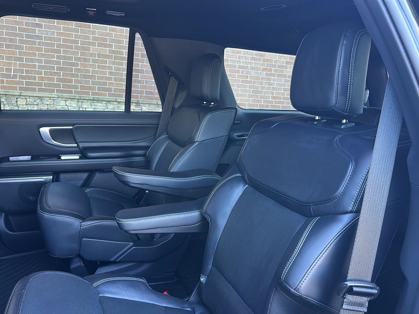 Certified 2025 Ford Expedition Platinum w/ Stealth Appearance Package AWD/4WD image 22