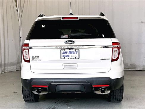 Used 2014 Ford Explorer Limited w/ Equipment Group 301A FWD image 3