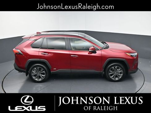 Used 2025 Toyota RAV4 Limited w/ Advanced Technology Package image 30
