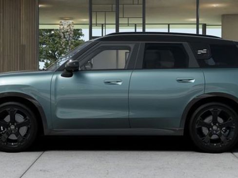 New 2027 MINI Cooper Countryman S image 2