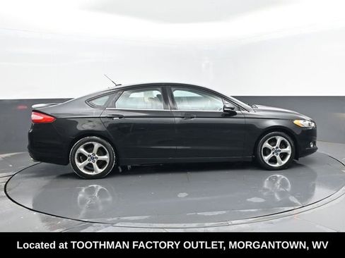 Used 2013 Ford Fusion SE image 4