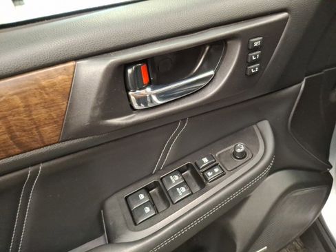 Used 2018 Subaru Outback 2.5i Limited image 14