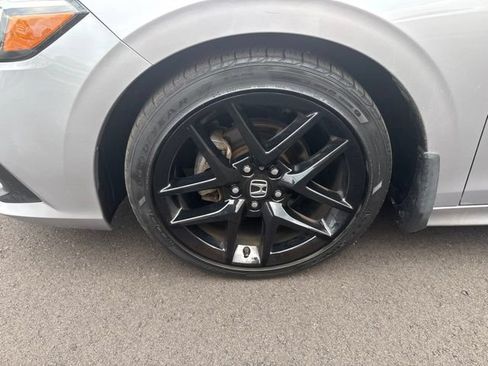 Used 2022 Honda Civic Sport image 9