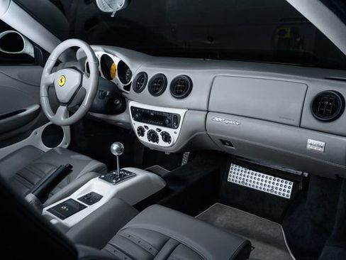 Used 2003 Ferrari 360 Spider image 10
