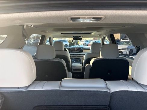 Used 2023 Hyundai Palisade Limited AWD/4WD image 51