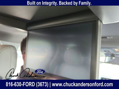 Used 2023 Toyota Sienna XSE w/ XSE Plus Package image 16