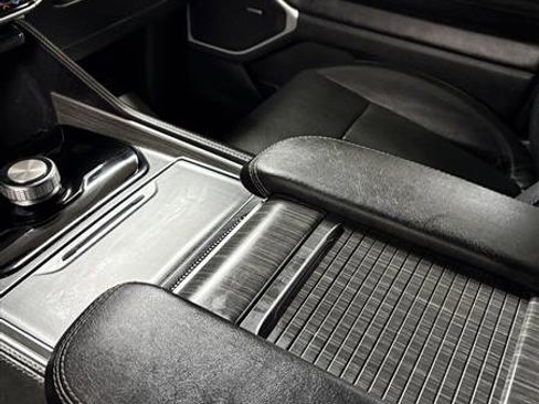 Used 2024 Jeep Wagoneer Series II w/ Flexible Seating Group image 16