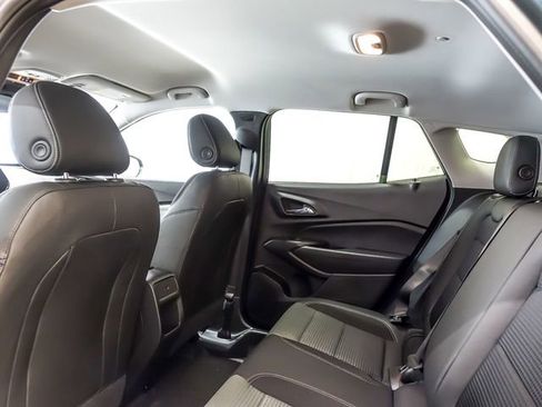 New 2026 Chevrolet Trax LT FWD image 11