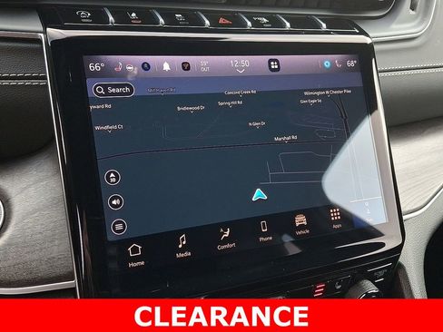 Used 2025 Jeep Grand Cherokee L Limited w/ Black Appearance Package image 16