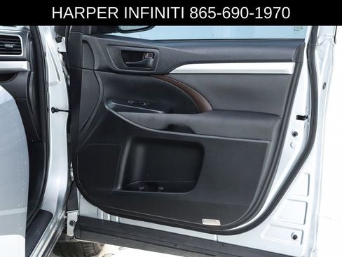 Used 2018 Toyota Highlander LE image 68