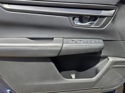 Used 2025 Honda CR-V EX image 15