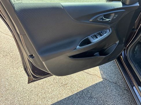 Used 2021 Chevrolet Malibu LT FWD image 10