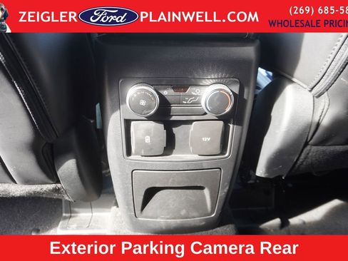 Used 2023 Ford Explorer XLT w/ Equipment Group 202A image 14