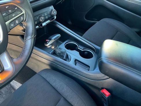 Used 2023 Dodge Durango SXT Launch Edition image 29