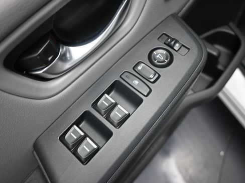 Used 2024 Honda Pilot Touring image 21