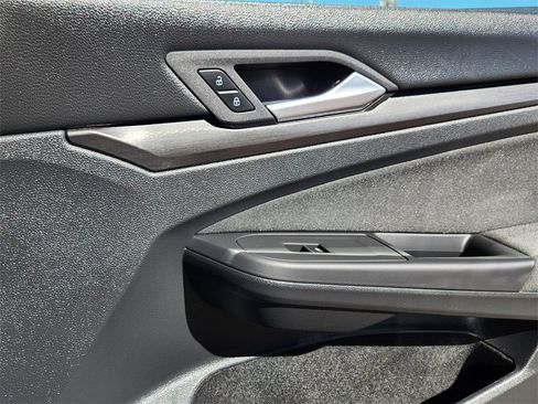 Used 2022 Volkswagen GTI SE image 21