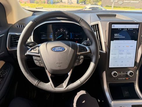 Used 2021 Ford Edge SEL w/ Convenience Package AWD/4WD image 14