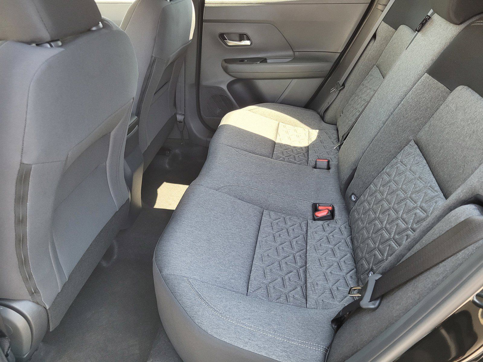 New 2026 Nissan Kicks SV w/ SV Premium Package FWD image 7