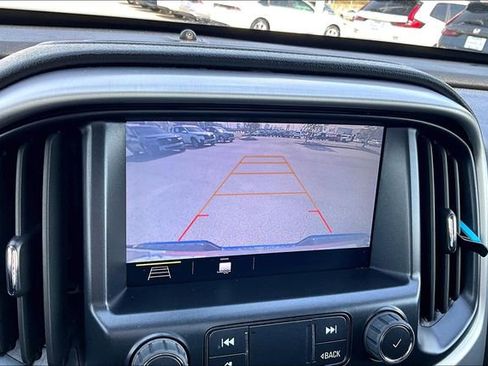 Used 2022 GMC Canyon Elevation image 13