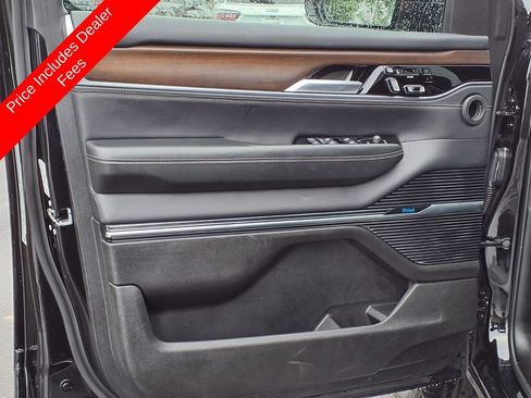 Used 2024 Jeep Grand Wagoneer L 4WD image 30