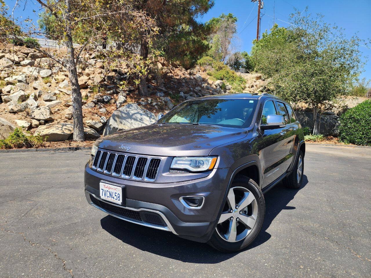 Used 2016 Jeep Grand Cherokee Limited w/ Luxury Group II AWD/4WD image 3