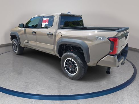 New 2026 Toyota Tacoma TRD Off-Road AWD/4WD image 7