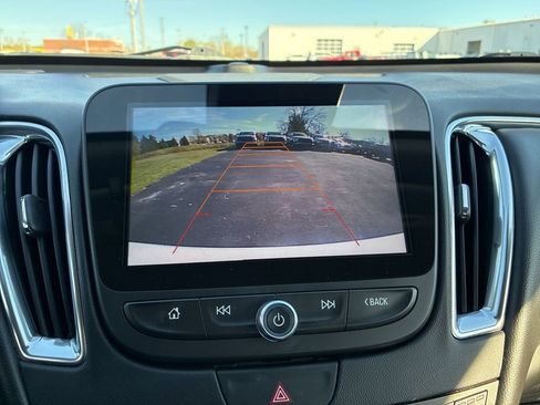 Used 2016 Chevrolet Malibu Premier w/ Driver Confidence Package II image 25