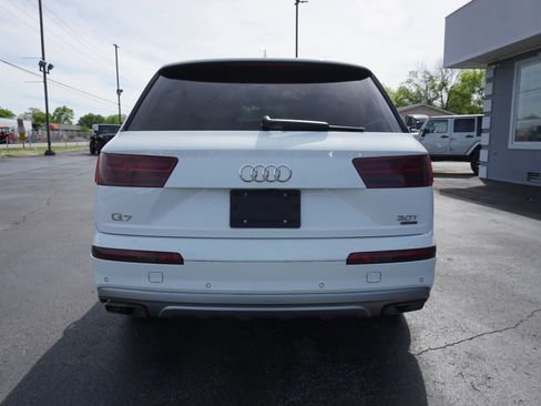 Used 2018 Audi Q7 3.0T Premium Plus image 6
