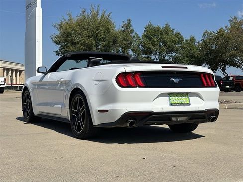 Used 2023 Ford Mustang Premium image 3