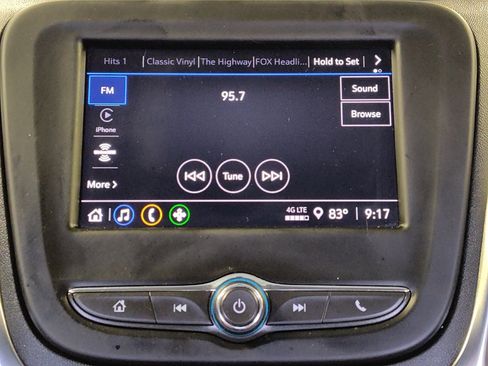 Used 2022 Chevrolet Equinox LS AWD/4WD image 25