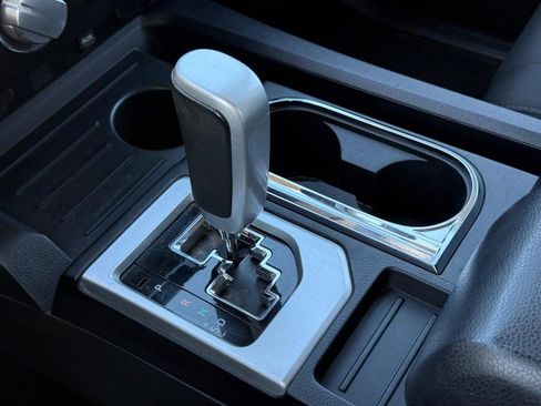 Used 2017 Toyota Tundra SR5 image 17