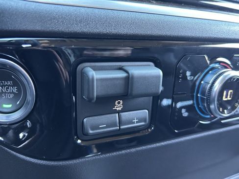 New 2026 GMC Sierra 1500 Elevation w/ Elevation Premium Package image 32