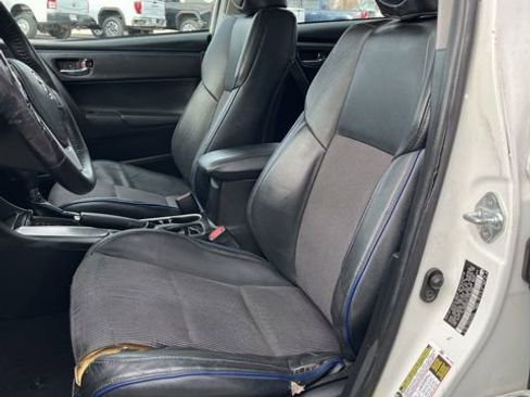 Used 2018 Toyota Corolla SE w/ Protection Package FWD image 36