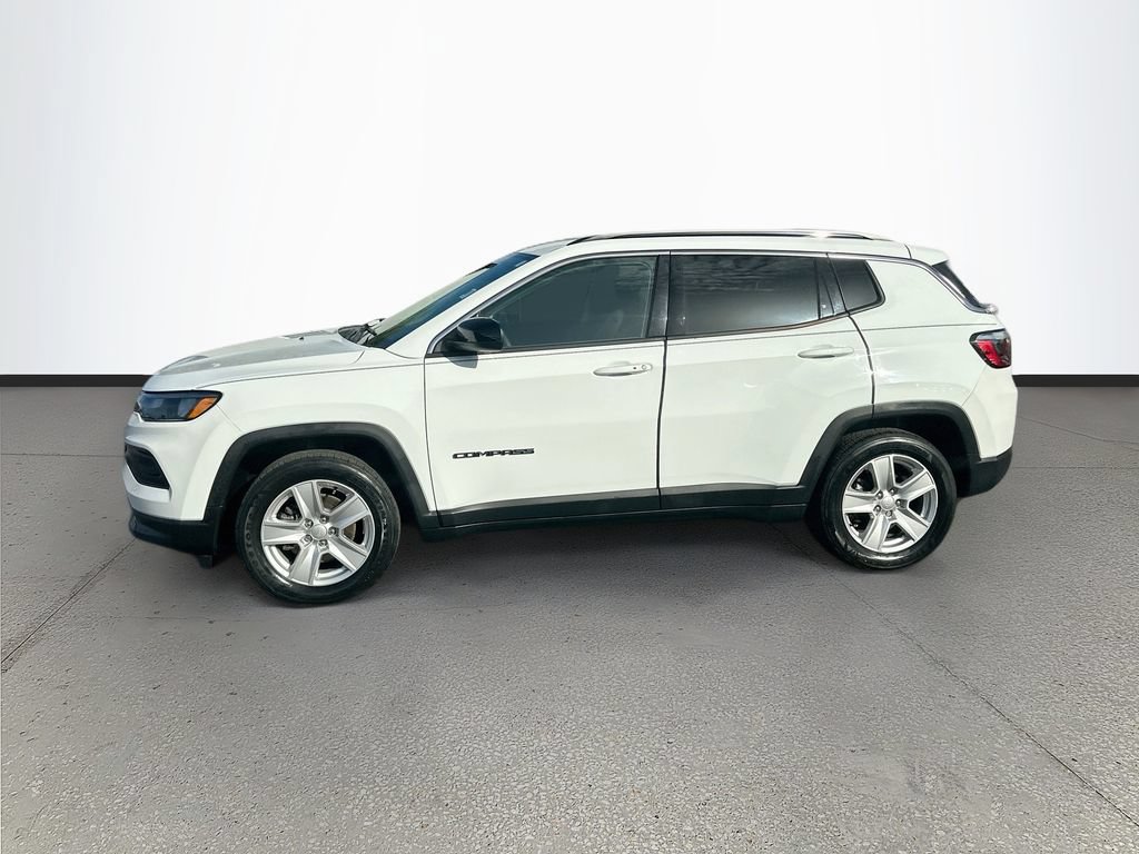 Used 2022 Jeep Compass Latitude FWD image 4