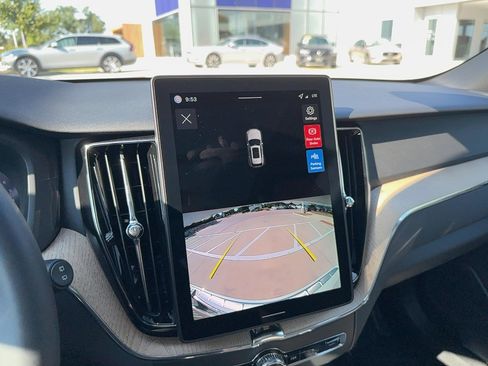 Used 2026 Volvo XC60 B5 Core w/ Protection Package Premier image 21