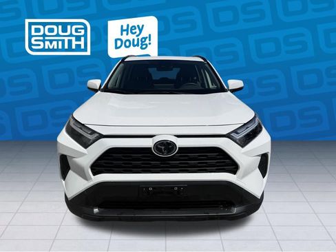 Used 2025 Toyota RAV4 XLE w/ Convenience Package AWD/4WD image 3