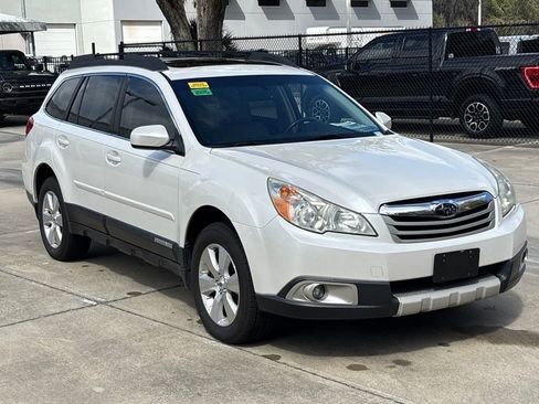 Used 2012 Subaru Outback 3.6R Limited w/ Moonroof Pkg image 1
